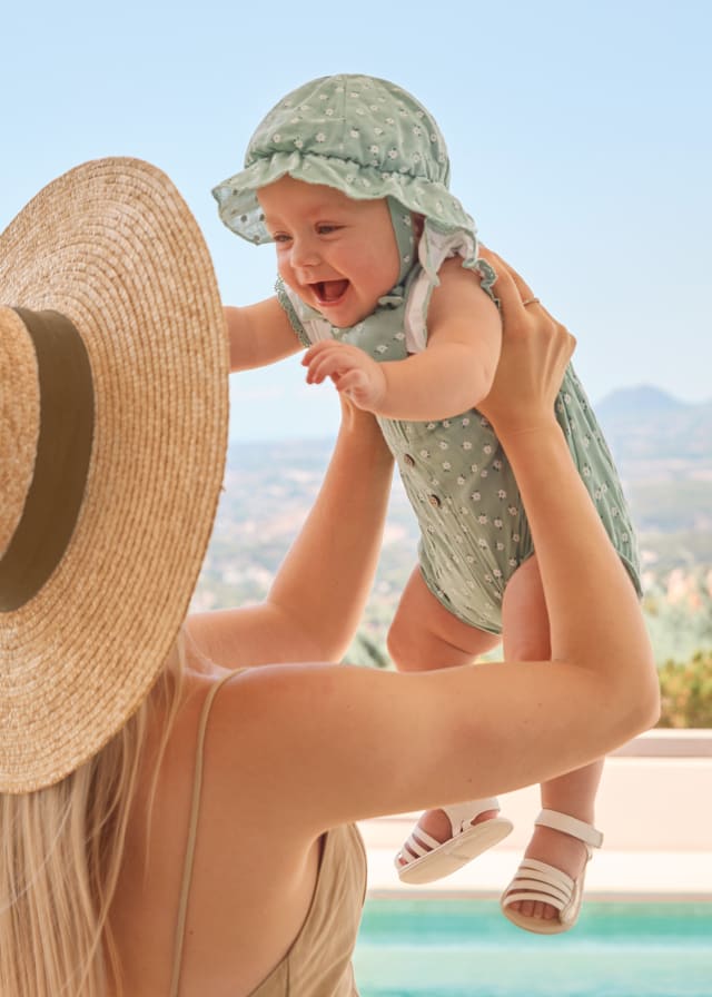 Conjunto peto gorro – Mayoral