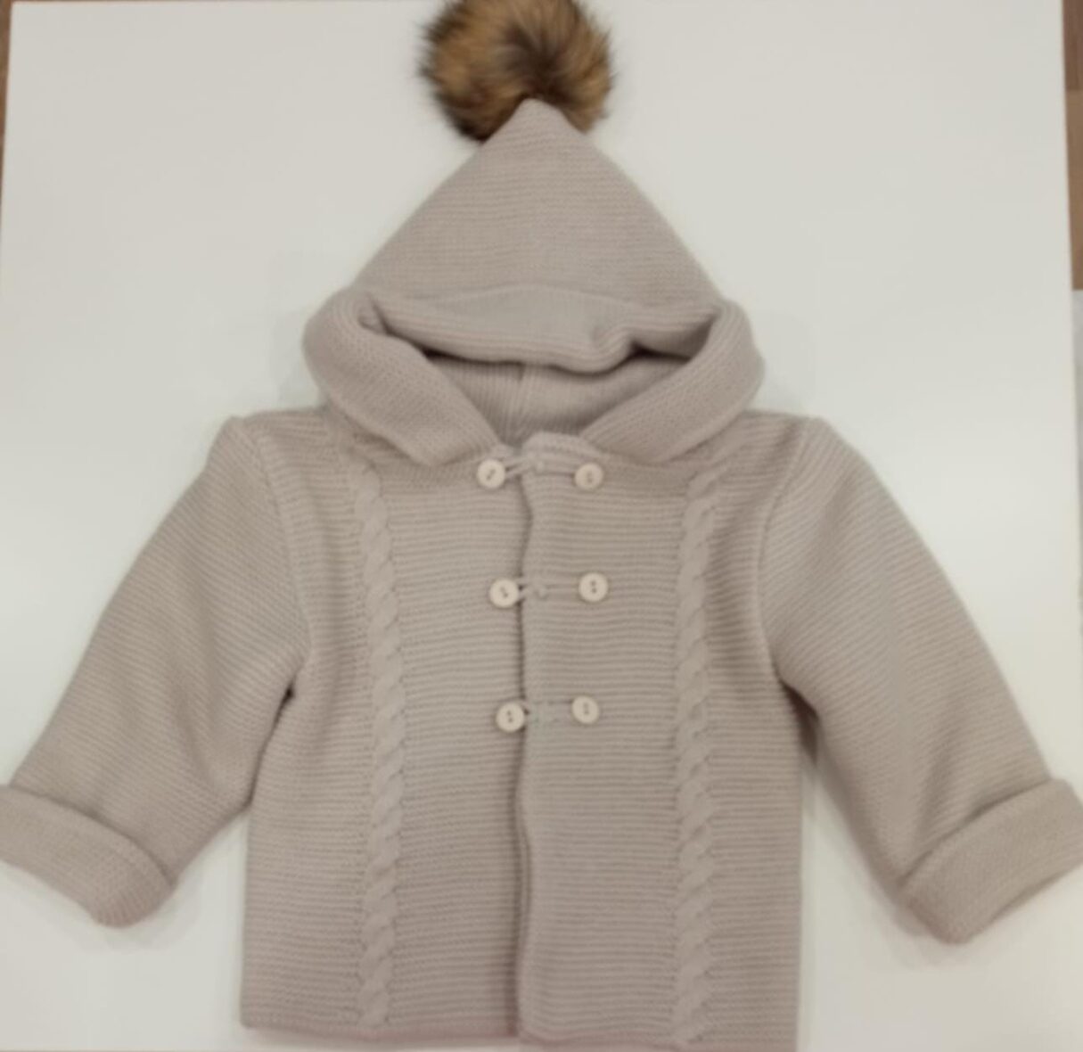 Chaquetón pompom – Sardon