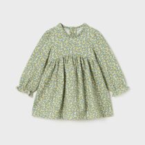 Vestido clásico y elegante Mayoral para niñas, perfecto para cualquier ocasión.
